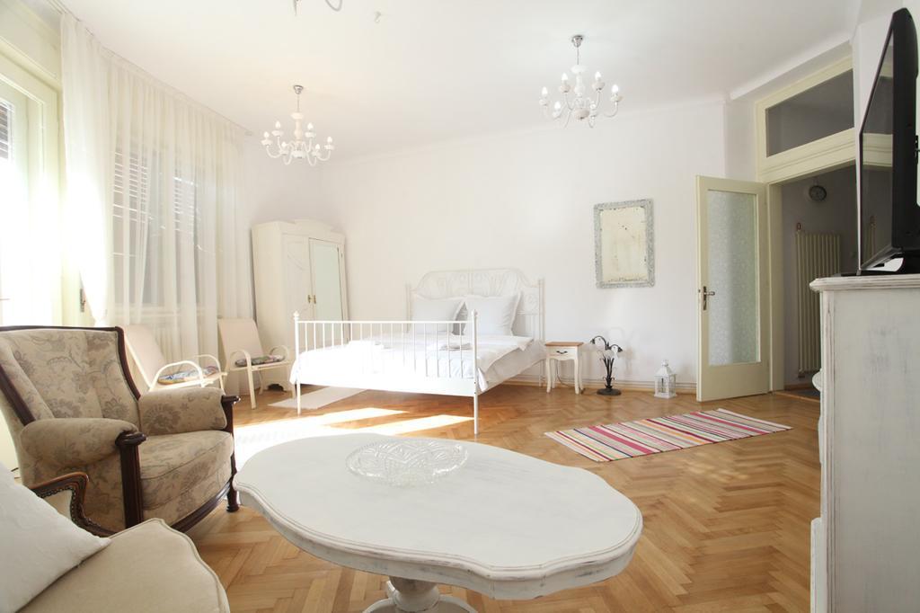 Apartament White Opera By Nux Kluż-Napoka Zewnętrze zdjęcie